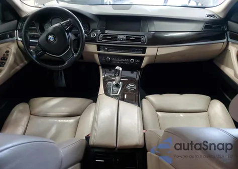 2011 BMW 550 Xi из США, поврежденный, VIN WBAFU9C55BC784846
